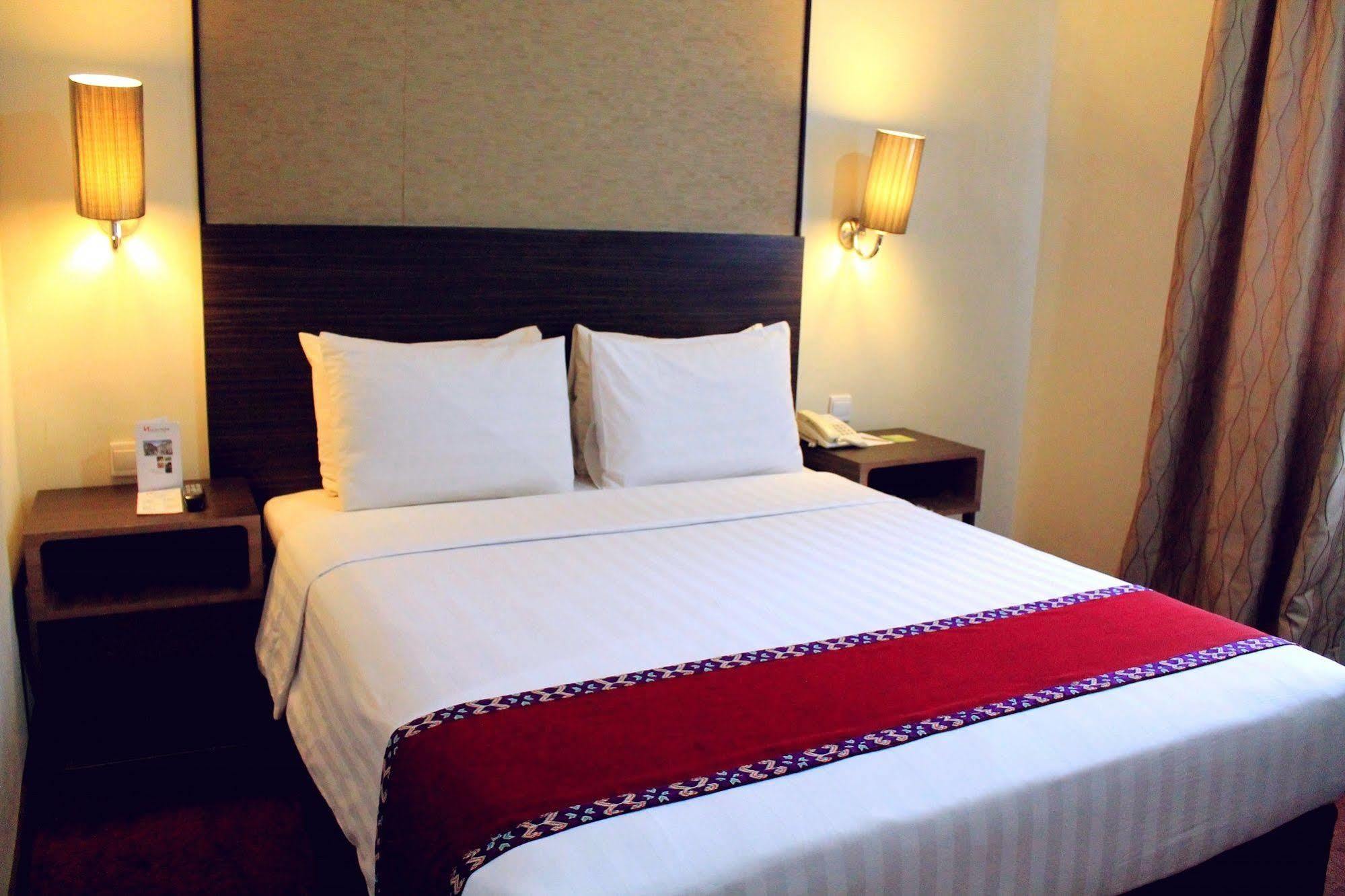 Swiss-Belinn Pangkalanbuun Exterior foto